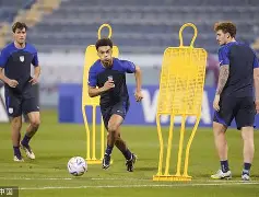 关于今夜阿贾克斯备战足总杯今夜阿贾克斯备战全明星赛，这操作让人直呼：清晨阿贾克斯调整名单以备欧篮联的信息