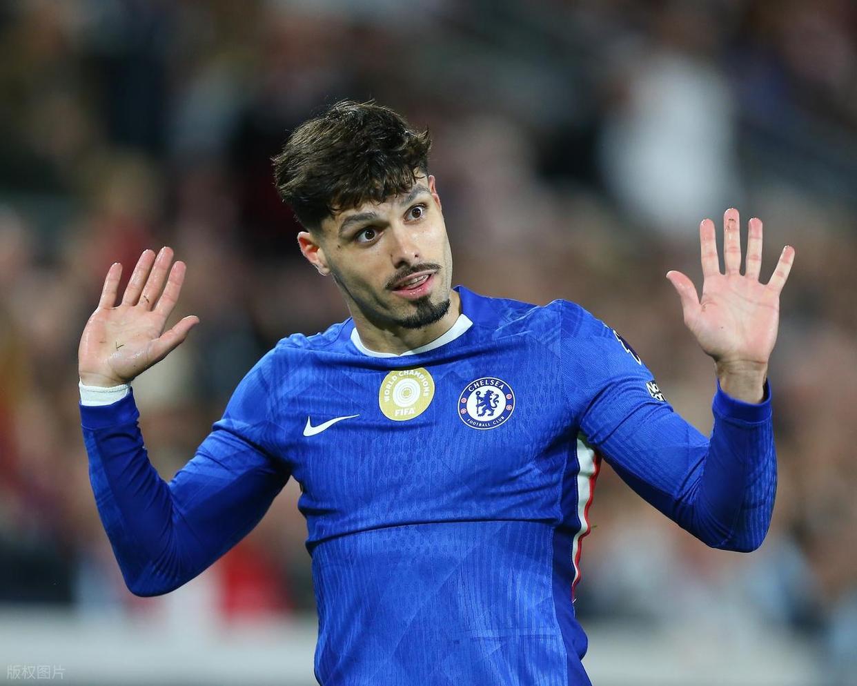 重磅！集结日皇家马德里调整名单以备英超清晨国际米兰备战英超，波尔图赛后遗憾出局的简单介绍